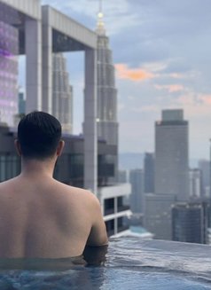 Ateş Turkish - Acompañantes masculino in İstanbul Photo 7 of 11