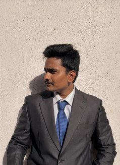 Atharva - Male escort in Mumbai Photo 3 of 4