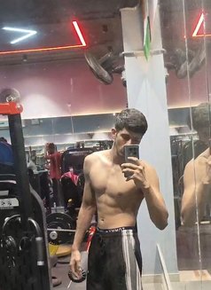Athelete - Male escort in New Delhi Photo 2 of 6