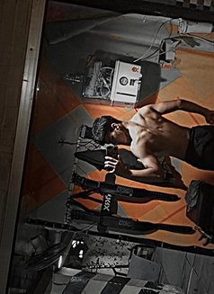 Atheltic Boy - Male escort in New Delhi Photo 5 of 10