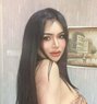 Athena - Transsexual escort in Dubai Photo 1 of 1