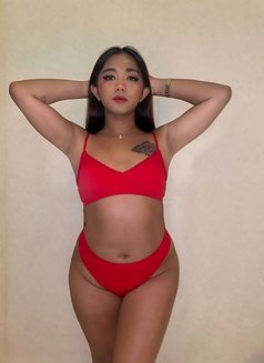 Athena - Transsexual escort in Makati City Photo 6 of 7