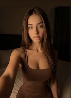 Athena - escort in Taipei Photo 3 of 8