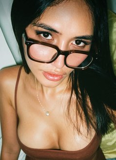 Athenna Wilson with the big cock CAMSHOW - Transsexual escort in Manila Photo 8 of 8