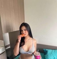 Athennah - Transsexual escort in Manila