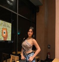 Athennah - Transsexual escort in Manila