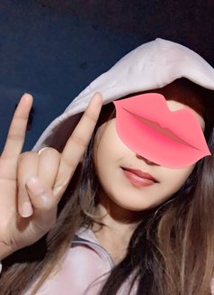 Athiya here🥀 ❣️ active now. - puta in Bangalore Photo 4 of 4