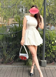 Athiya here🥀 ❣️ - puta in Bangalore Photo 4 of 5