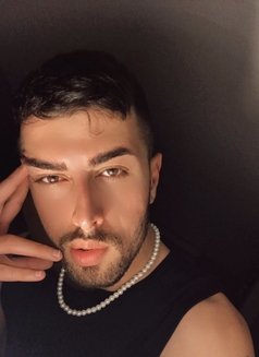 Berk - Acompañantes masculino in İstanbul Photo 1 of 4