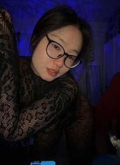 Atitaya - escort in Noida Photo 3 of 5