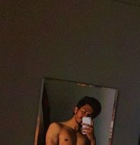 Atti - Acompañantes masculino in Mumbai