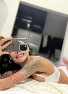 Attractive Escort Girl Full Services - puta in İstanbul Photo 6 of 8