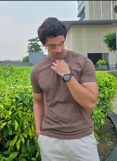 Atul Call Boy in Gurgaon - Male escort in Gurgaon Photo 3 of 3