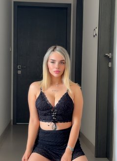 Atusa new lady - escort in Muscat Photo 4 of 5