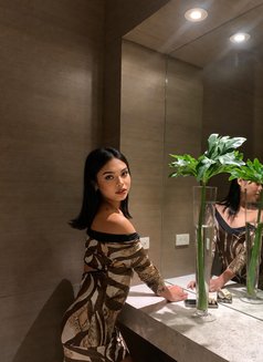 Au^ra - Transsexual escort in Dubai Photo 3 of 6