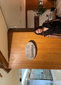 Aubrey - escort in Dubai Photo 1 of 3