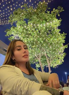 Aubrey - Transsexual escort in Jeddah Photo 5 of 6