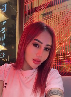 Aubrey - Transsexual escort in Jeddah Photo 3 of 6