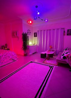 Aubrey - Transsexual escort in Jeddah Photo 4 of 6