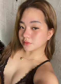 Aubs - escort in Manila Photo 3 of 11