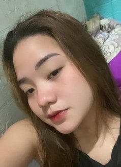 Aubs - escort in Manila Photo 7 of 11