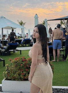 Audrey - escort in Bali Photo 3 of 3