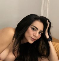 Audrey New Account - puta in Pune