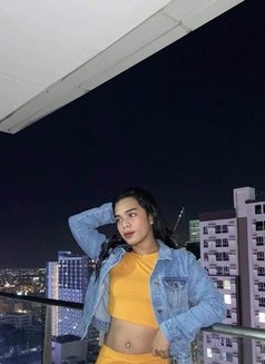 Audriest - Transsexual escort in Manila Photo 8 of 13