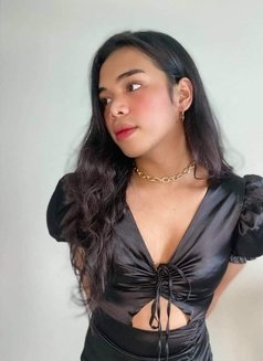 Audriest - Transsexual escort in Manila Photo 11 of 13