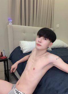 Augus in Jeddah - Transsexual escort in Jeddah Photo 8 of 9