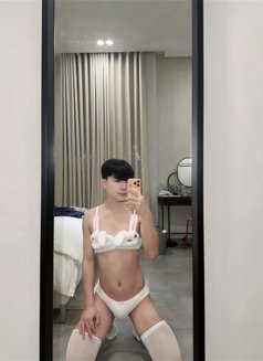 Augus in Jeddah - Transsexual escort in Jeddah Photo 2 of 15
