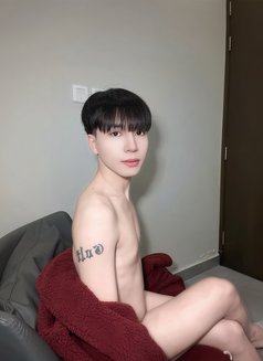 Augus in Jeddah - Transsexual escort in Jeddah Photo 13 of 15