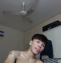 Augus in muscat - Acompañantes transexual in Muscat