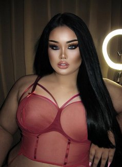 AUGUST CHUBBY LADY BOY - Transsexual escort in Phuket Photo 8 of 19
