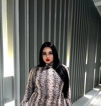 August sweet top& bottom - Transsexual escort in Phuket