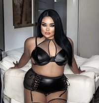 August sweet top & bottom VVIP🖤 - Transsexual escort in Phuket Photo 1 of 22