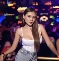 August - puta in Pattaya