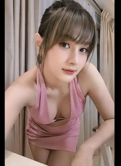 Aulia - escort in Surabaya Photo 1 of 4