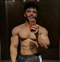 Aumer - Male escort in Dubai