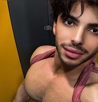 Aumer - Male escort in Riyadh