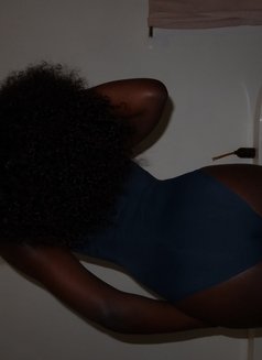 Auntie Natasha - puta in Bangkok Photo 6 of 6