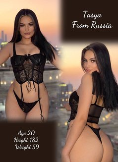 Aura Agency 20+ Models - escort agency in Dubai Photo 9 of 19