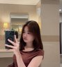 Aura - masseuse in Jakarta Photo 1 of 6