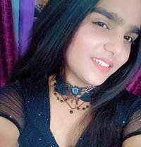 Aura - Transsexual escort in Mumbai