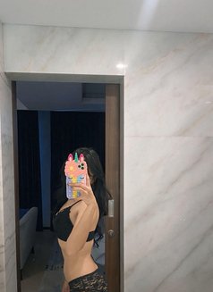 Aura - escort in Bali Photo 7 of 8