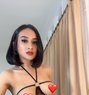 Aura Riani - Acompañantes transexual in Jakarta Photo 1 of 10