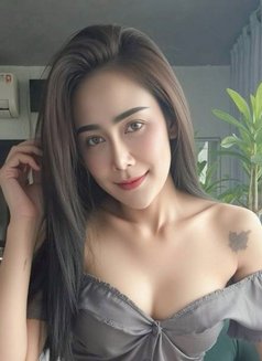 Aura - masseuse in Bangkok Photo 18 of 19