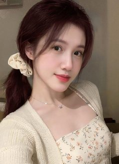 Aurel - puta in Bali Photo 2 of 4