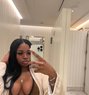 Aurelia - escort in Clermont-Ferrand Photo 1 of 5