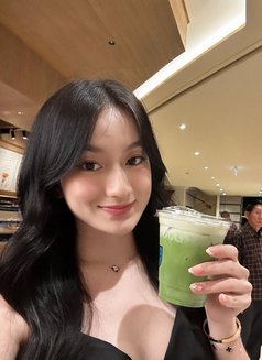 Aurelia - escort in Jakarta Photo 4 of 5